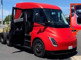 Прототип Tesla Semi впервые попал на фото