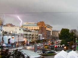Погода на 27 июня: в Киев придет долгожданный дождь с грозой