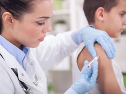 Тотальная вакцинация от ВПЧ истребит рак шейки матки