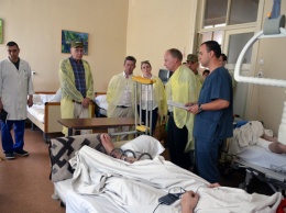 Делегация Королевства Швеции посетила Днепровский военный госпиталь