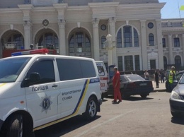 Очередное «минирование»: в Одессе и Харькове эвакуировали аэропорт и вокзал