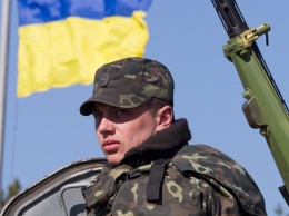 В оккупированном Донбассе всюду появляются флаги Украины: «пока город спит...»