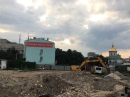 КГГА потребовала остановить строительство ЖК «Ильинский» на Подоле