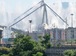 В Генуе снесли мост, где погибли 43 человека