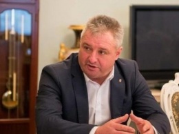 Отец захваченного украинского моряка прокомментировал конфликт между президентом и главой МИД
