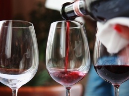 Ученые высказались об опасности низких доз алкоголя