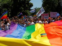 ЛГБТ-сообщество отмечает 50-ю годовщину "Стоунволлских бунтов"