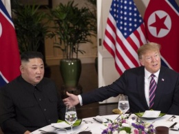 Трамп встретился с Кимом и стал первым президентом США, побывавшем в Северной Корее