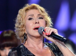 65-летняя певица Любовь Успенская сообщила о намерении прибегнуть к ЭКО
