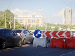 Ищи другой путь: в столице временно ограничат движение транспорта из-за ремонта