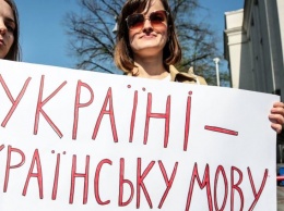 Блогер: украинцам запретят общаться на украинском
