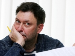 "КС на стороне Вышинского, но шансы 50 на 50" - эксперты о перспективах освобождения журналиста