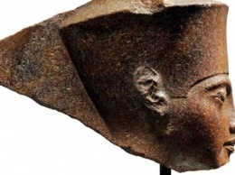 Бюст Тутанхамона продали на аукционе за шесть миллионов долларов