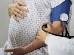У беременных женщин с повышенным давлением увеличен риск будущих инфарктов и инсультов