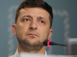 Комментарий: Конфликт в Донбассе - "удавка" для президента Зеленского