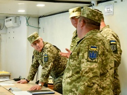Глава Генштаба назвал больные места украинской армии: зарплата - не главное