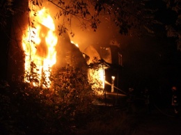 Перерезал горло и сжег в родительском доме: двойное убийство на Полтавщине заставило вздрогнуть даже копов