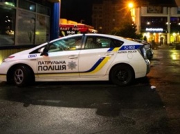 В Киеве мужчина открыл стрельбу в ресторане и ранил барменшу