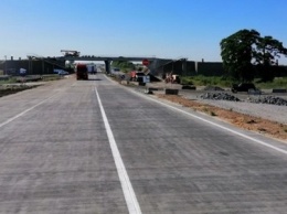 На трассе Днепр-Решетиловка открыли часть новой бетонной дороги: как она выглядит