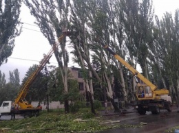 В Кривом Роге продолжаются восстановительные работы после бедствия, причиненного стихией