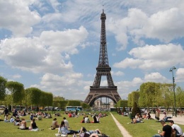 В Париже объявили чрезвычайное климатическое положение