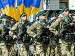 У Порошенко хотят провести свой военный парад во главе с Забродским