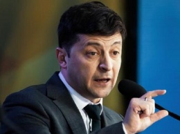 Зеленский раскрыл аферу Порошенко, приняты меры: "1,5 миллиарда спущены на..."