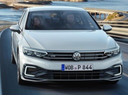Опубликована информация о комплектациях на новый Volkswagen Passat