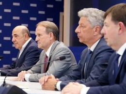 Медведчук после переговоров в Москве: Мы еще не в Раде, но уже договорились о снижении цены на газ