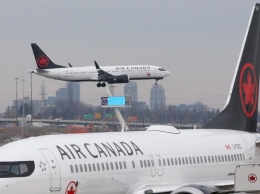 35 пассажиров лайнера Air Canada пострадали из-за сильной турбулентности