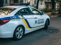В Киеве в подвале мужчина порезал двоих человек: один из раненных скончался