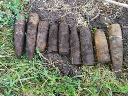 На Днепропетровщине нашли и обезвредили 10 старых снарядов