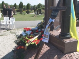 В Днепре похоронили Народного Героя Украины Александра Колодяжного (ВИДЕО)