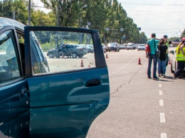 В Днепре на Запорожском шоссе столкнулись Daewoo и Suzuki: пострадали двое детей и двое взрослых