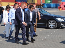 У Зеленского пообещали разобраться с буксирными махинациями в Одесском порту