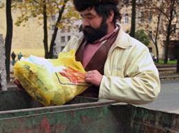 Как помочь иностранцу, который остался без денег и документов в Киеве