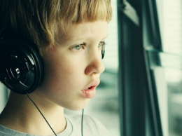 Искусственный интеллект диагностировал аутизм у детей, показывая им фотографии