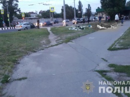 В Харькове новая ''Зайцева'' влетела на скорости в группу людей: первые фото