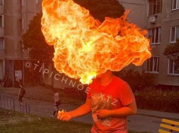 В Харькове парень хотел выделиться и оказался объят пламенем (фото)