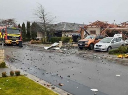 В Новой Зеландии из-за мощного взрыва газа разнесло дом, есть раненые. Фото, видео