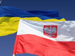 Стало известно, сколько украинцев получили вид на жительство в Польше