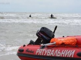 Выбившегося из сил мелитопольца спасатели вытащили из моря