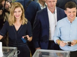 "Выбор сделан": Елена Зеленская показала фото с голосования на участке