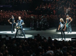 Легендарная Metallica воскресила культовый хит Виктора Цоя: зрители онемели от восхищения