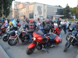 Байкеры со всей Украины отметились в Мелитополе (фото)