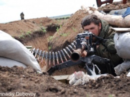 Боевики сорвали перемирие в Донбассе обстрелом из пехотного вооружения