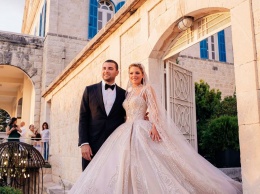 Эли Сааб создал два свадебных платья для собственной невестки