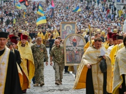 Полиция ожидает, что в Крестном ходе в Киеве примут участие более 20 тысяч верующих