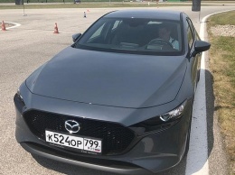 Почему самая «крутая» и экономичная Mazda3 в Россию не приедет