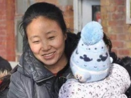 Китаянку, усыновившую 118 детей, приговорили к 20 годам за мошенничество